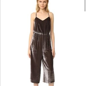 Madewell velvet romper. NWT size 00